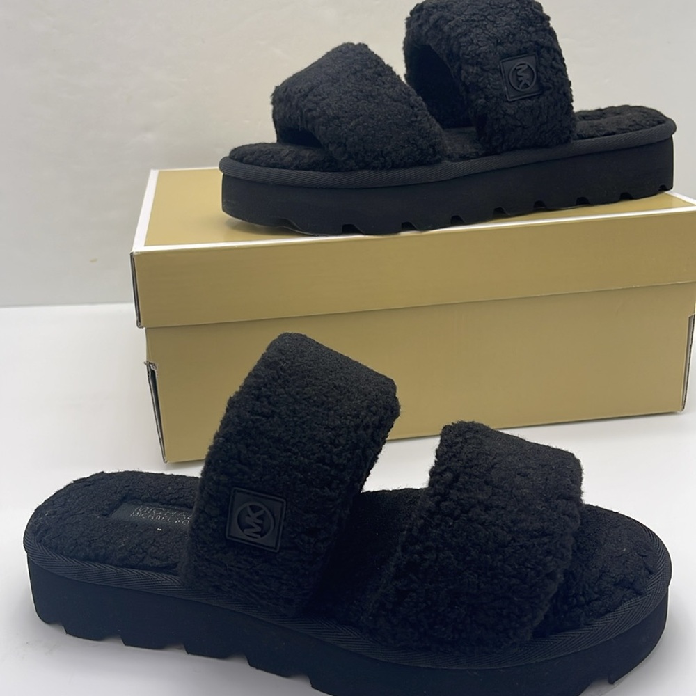 Michael Kors Black Faux Shearling Slides - Picture 14 of 16